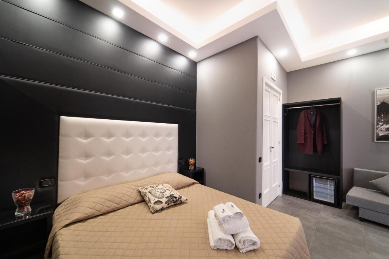 Royal House Napoli Centro, By Clapa Group Nápoles Exterior foto